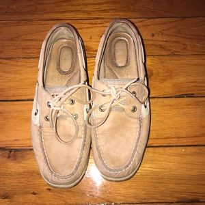 sperry boat shoes